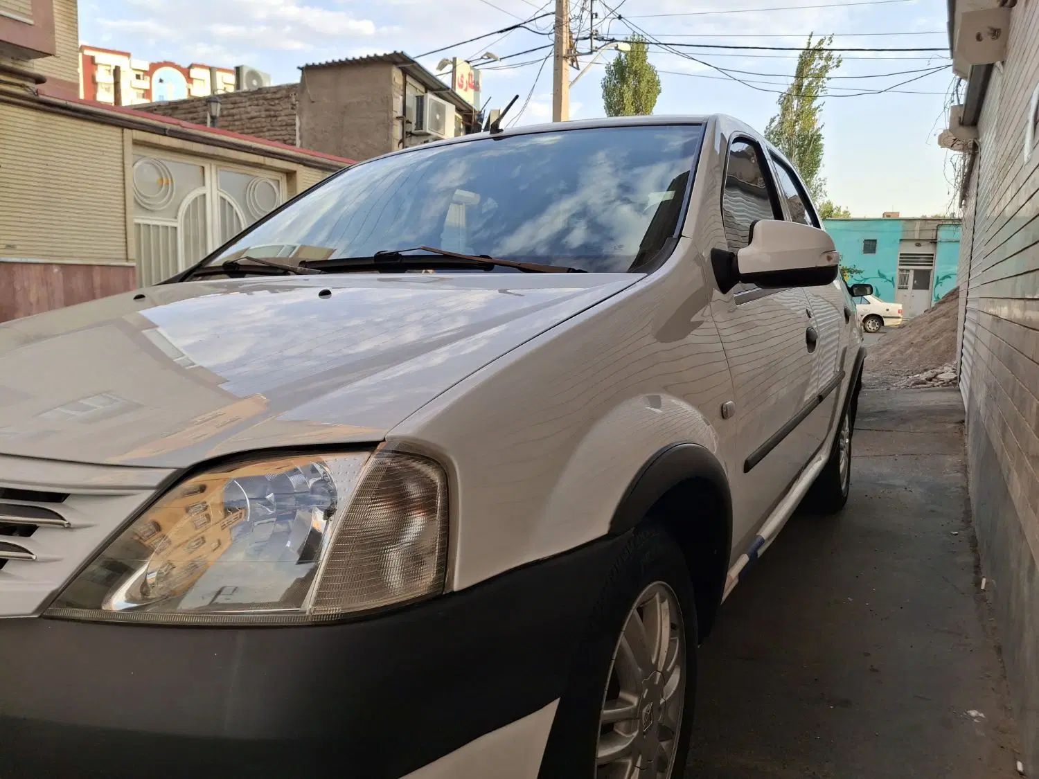 خودرو رنو، تندر 90 آگهی ann_19970357