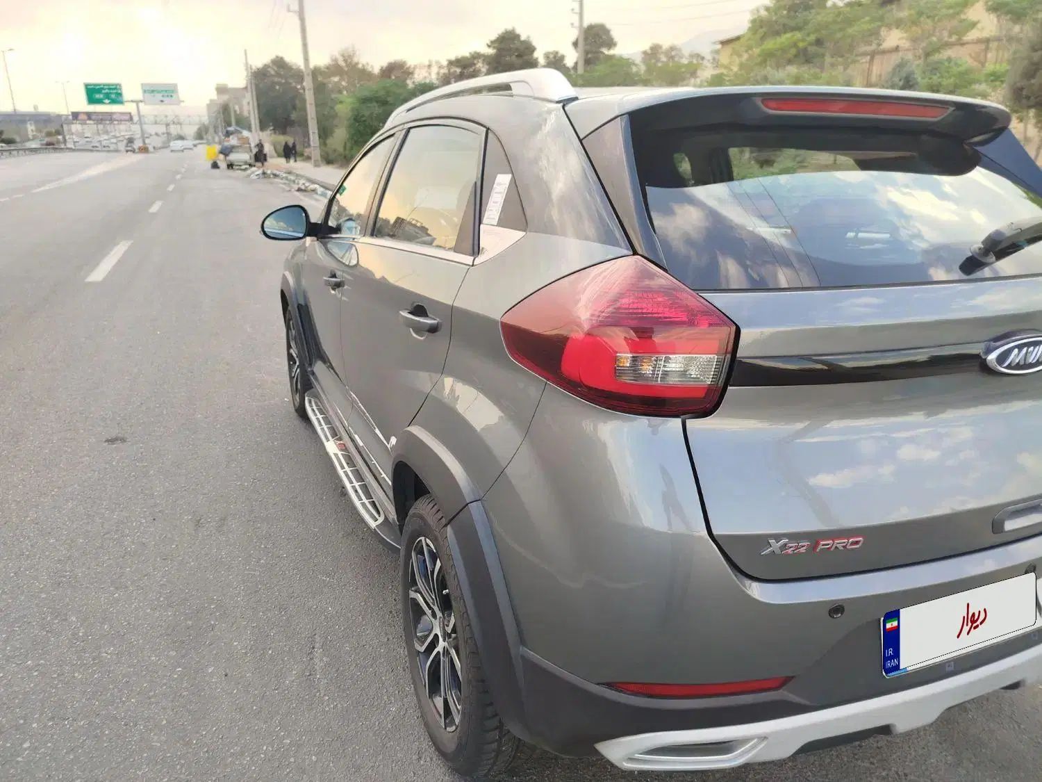ام وی ام X22 پرو اتوماتیک IE - 1401