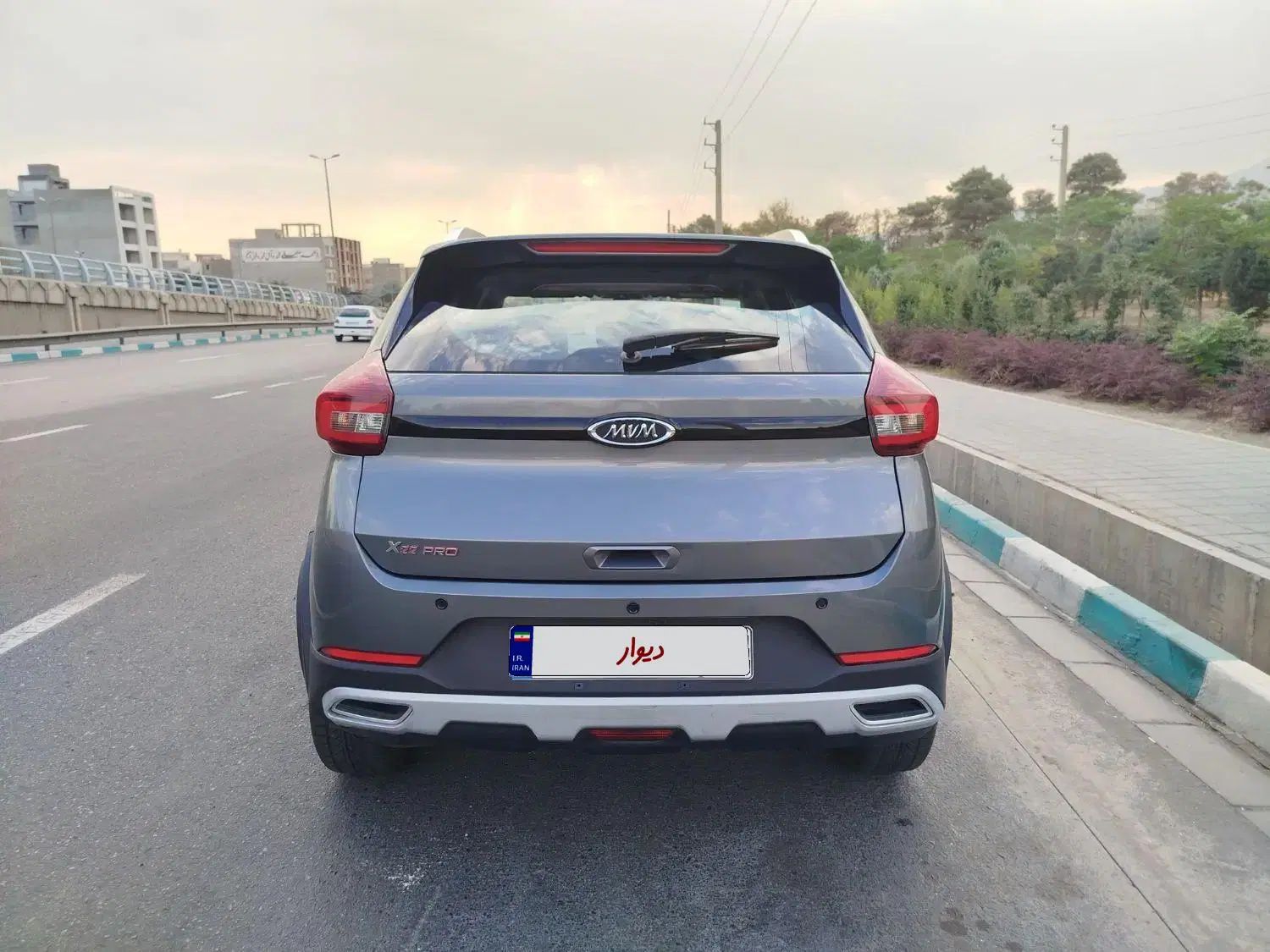 ام وی ام X22 پرو اتوماتیک IE - 1401