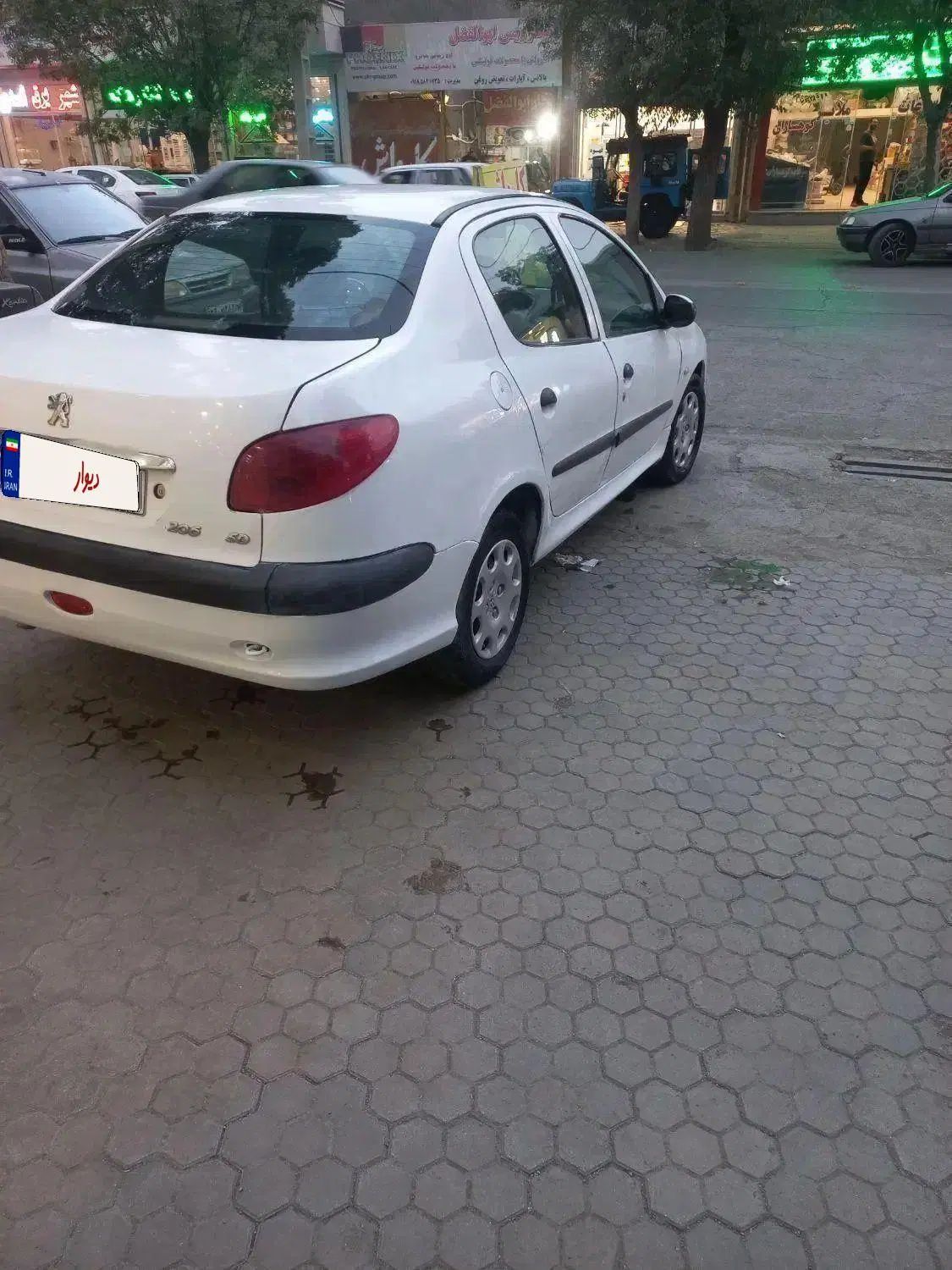 پژو ۲۰۶ صندوق دار v2 - 1390