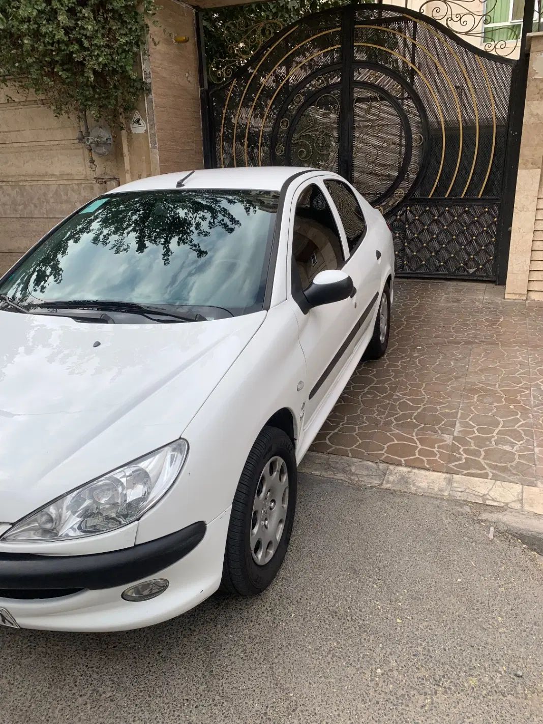 پژو ۲۰۶ صندوق دار v8 - 1397
