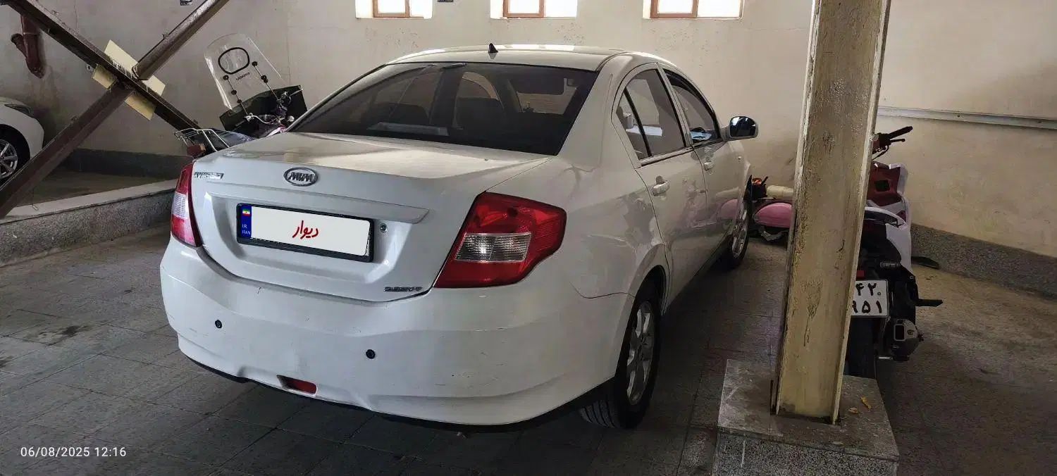 ام وی ام 550 اتوماتیک - 1395