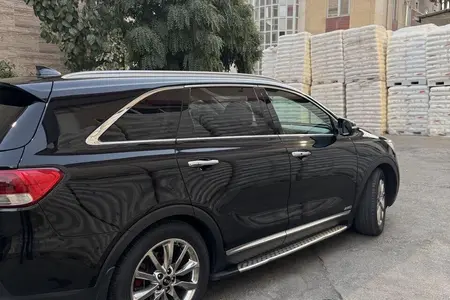 کیا سورنتو نیمه فول UM - 2017