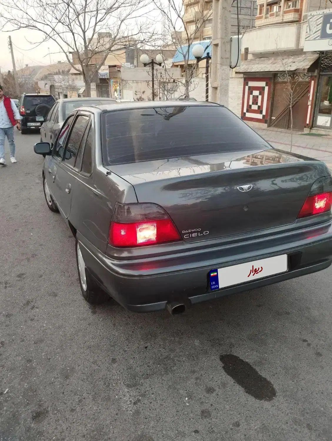 دوو سیلو سدان - 1379