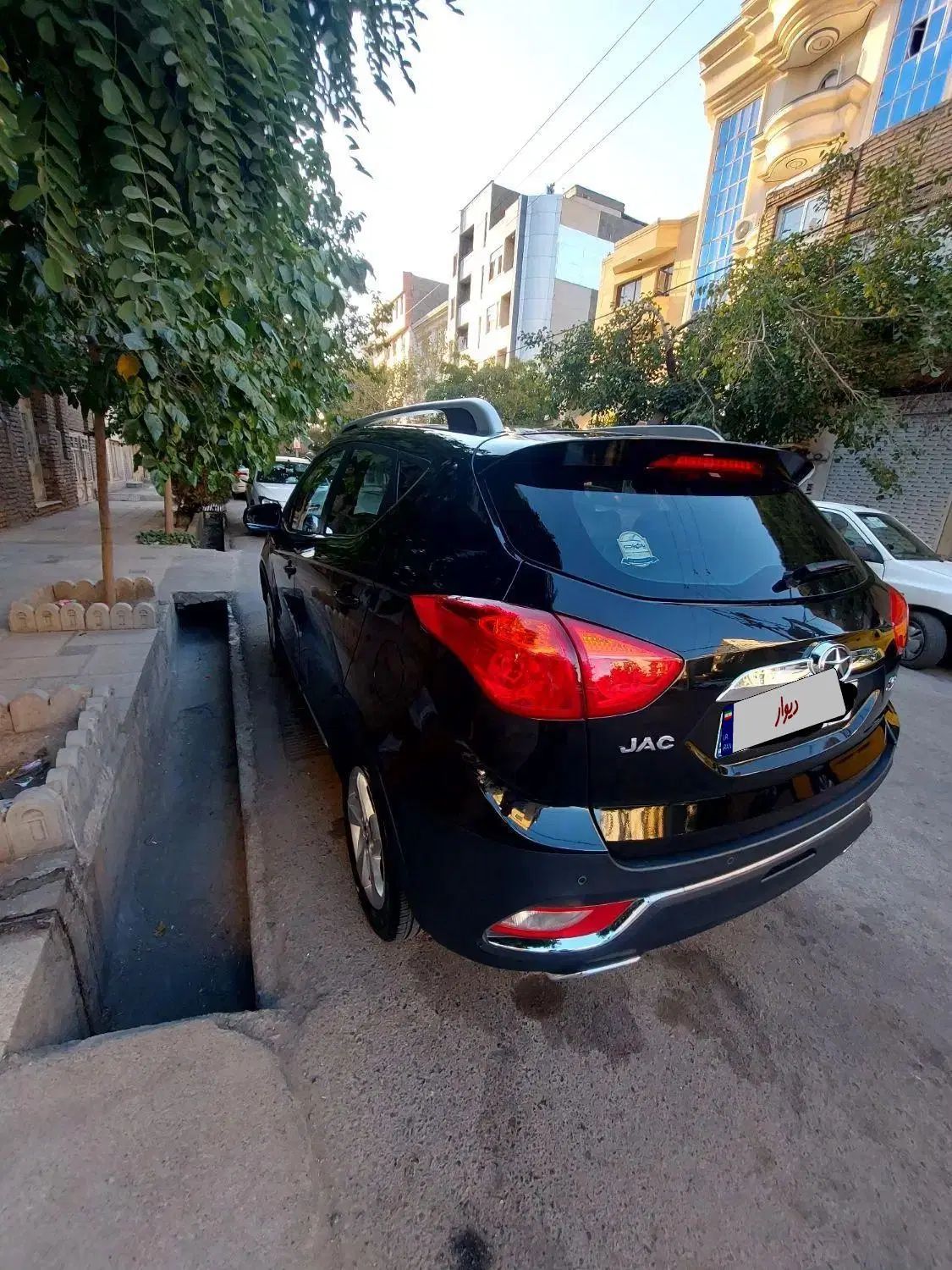 جک S3 اتوماتیک - 1402