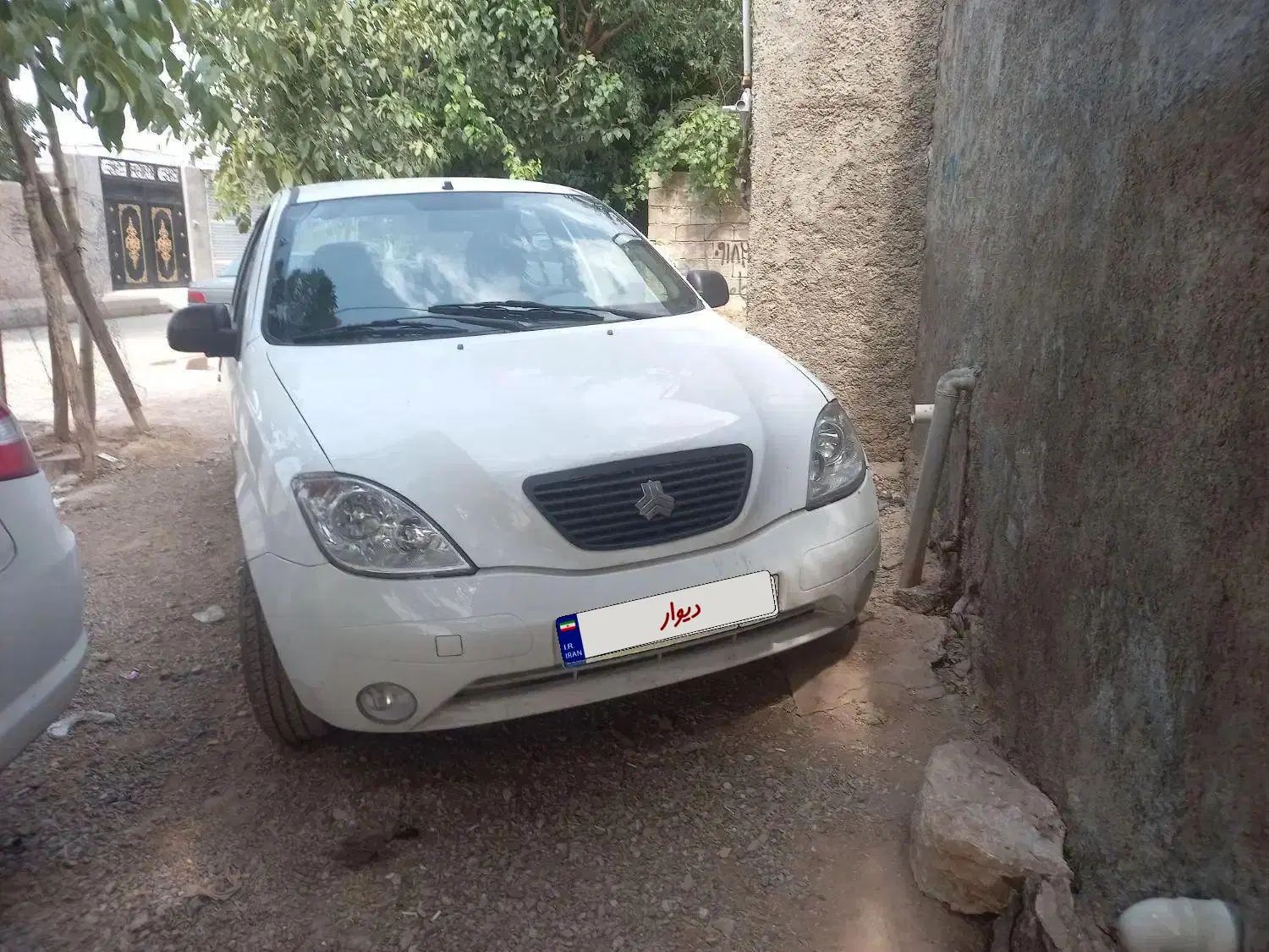 تیبا صندوق دار SX - 1393