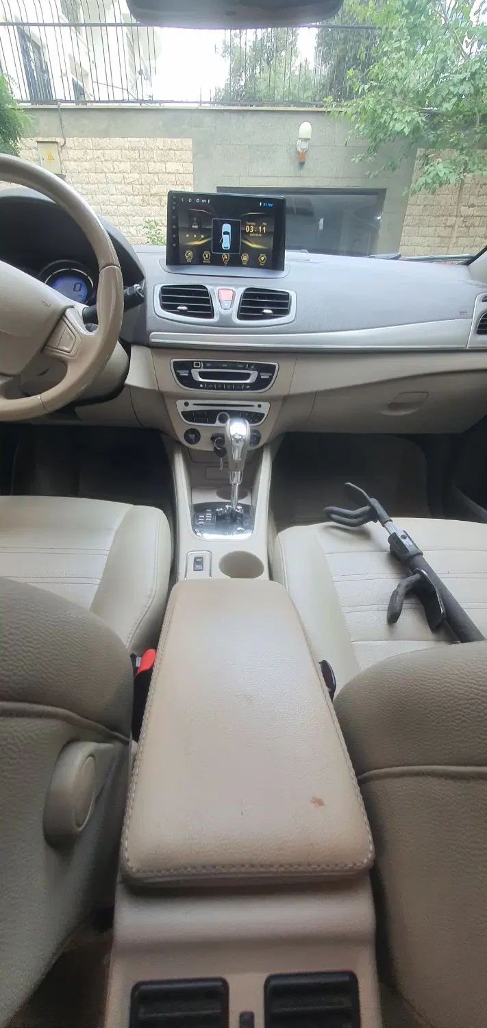 رنو اسکالا 2000 E4 - 2015
