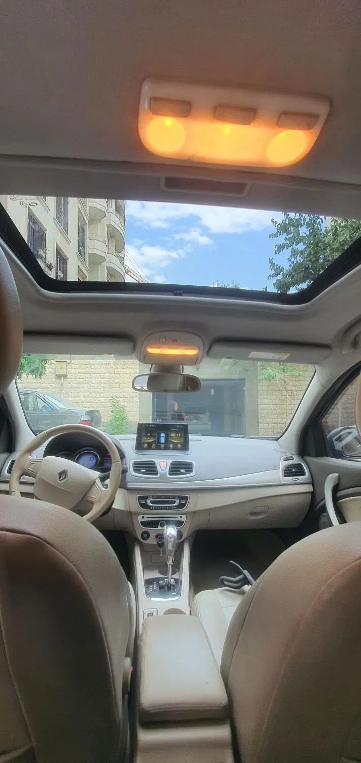 رنو اسکالا 2000 E4 - 2015