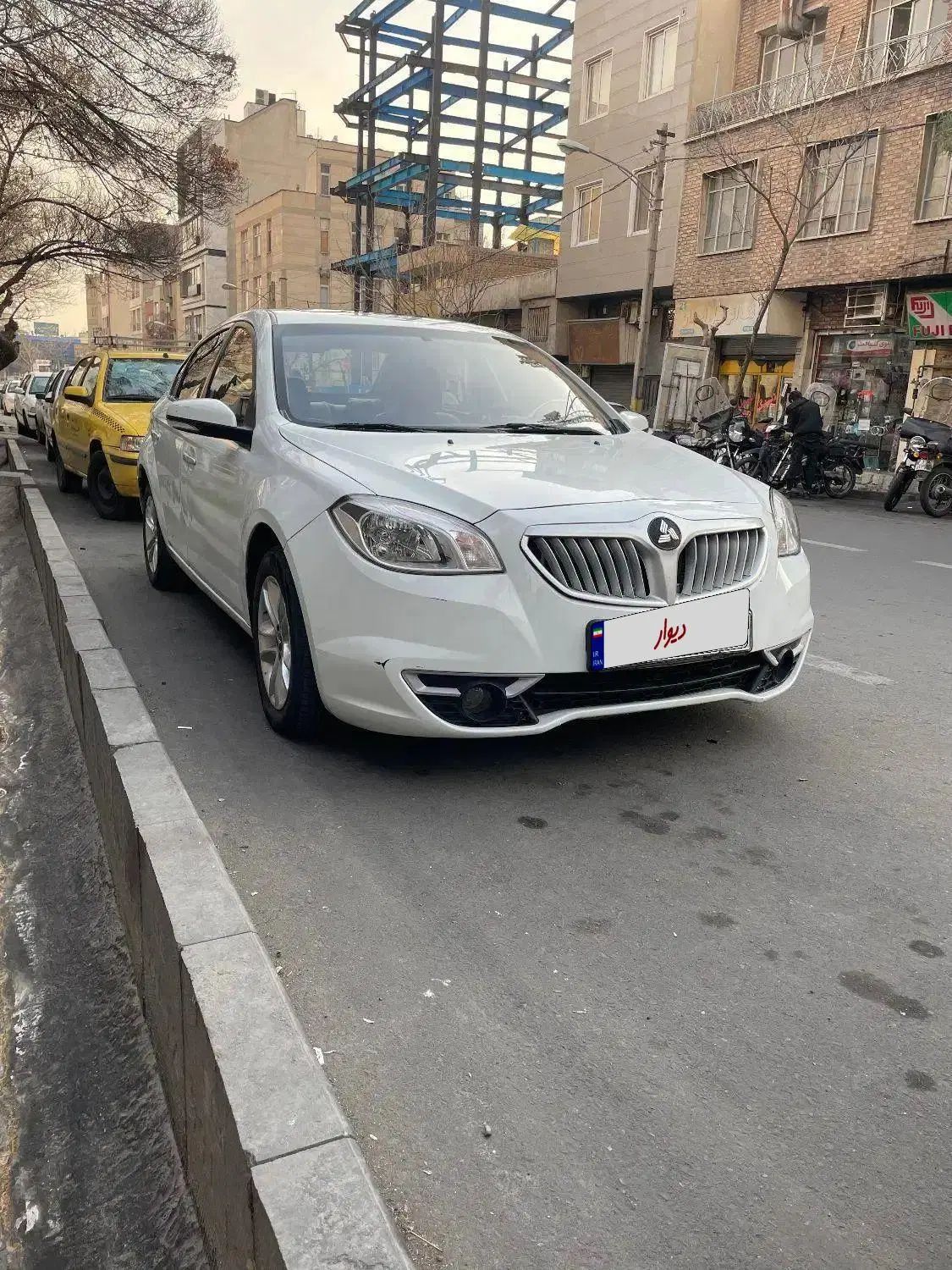 خودرو برلیانس، H330 آگهی ann_19971442