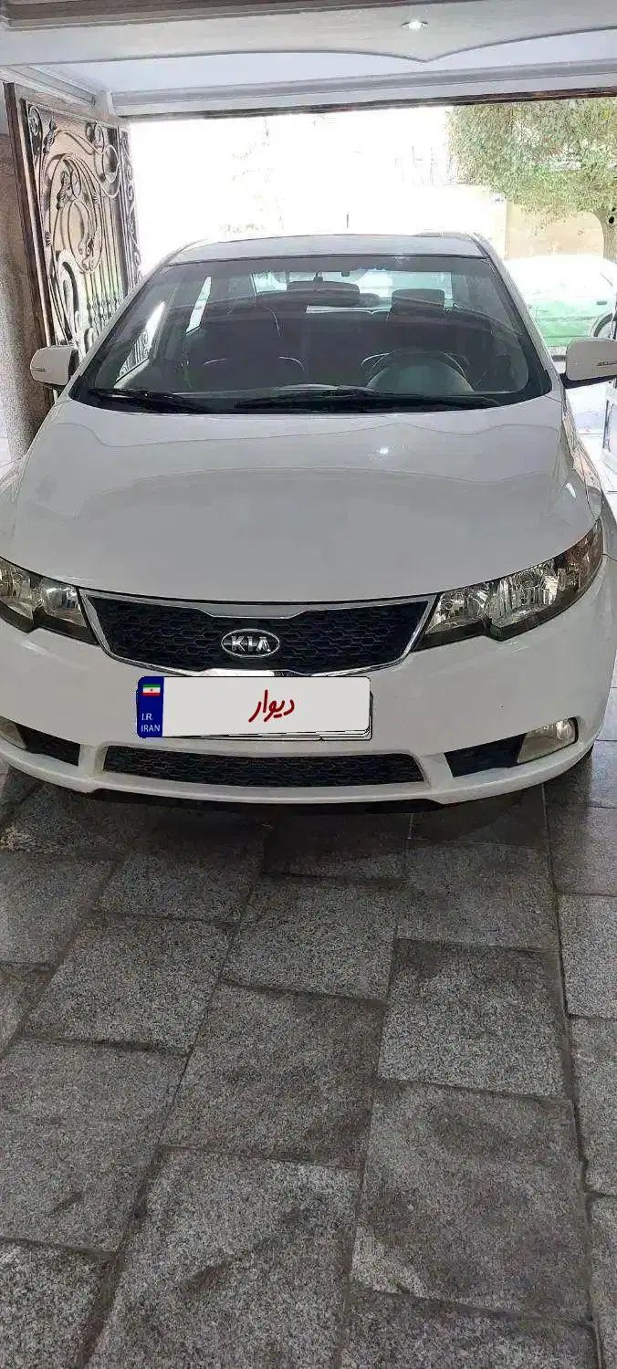 کیا سراتو 2.0 لیتر اتوماتیک GT لاین - 2017