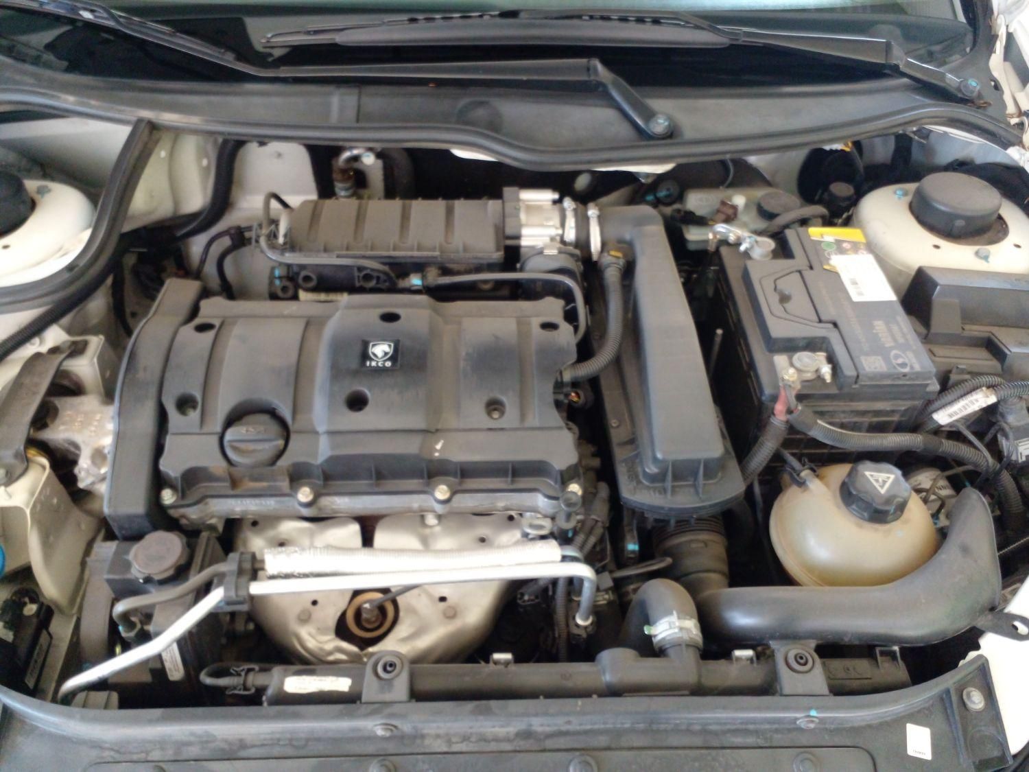 پژو ۲۰۶ صندوق دار v8 - 1396