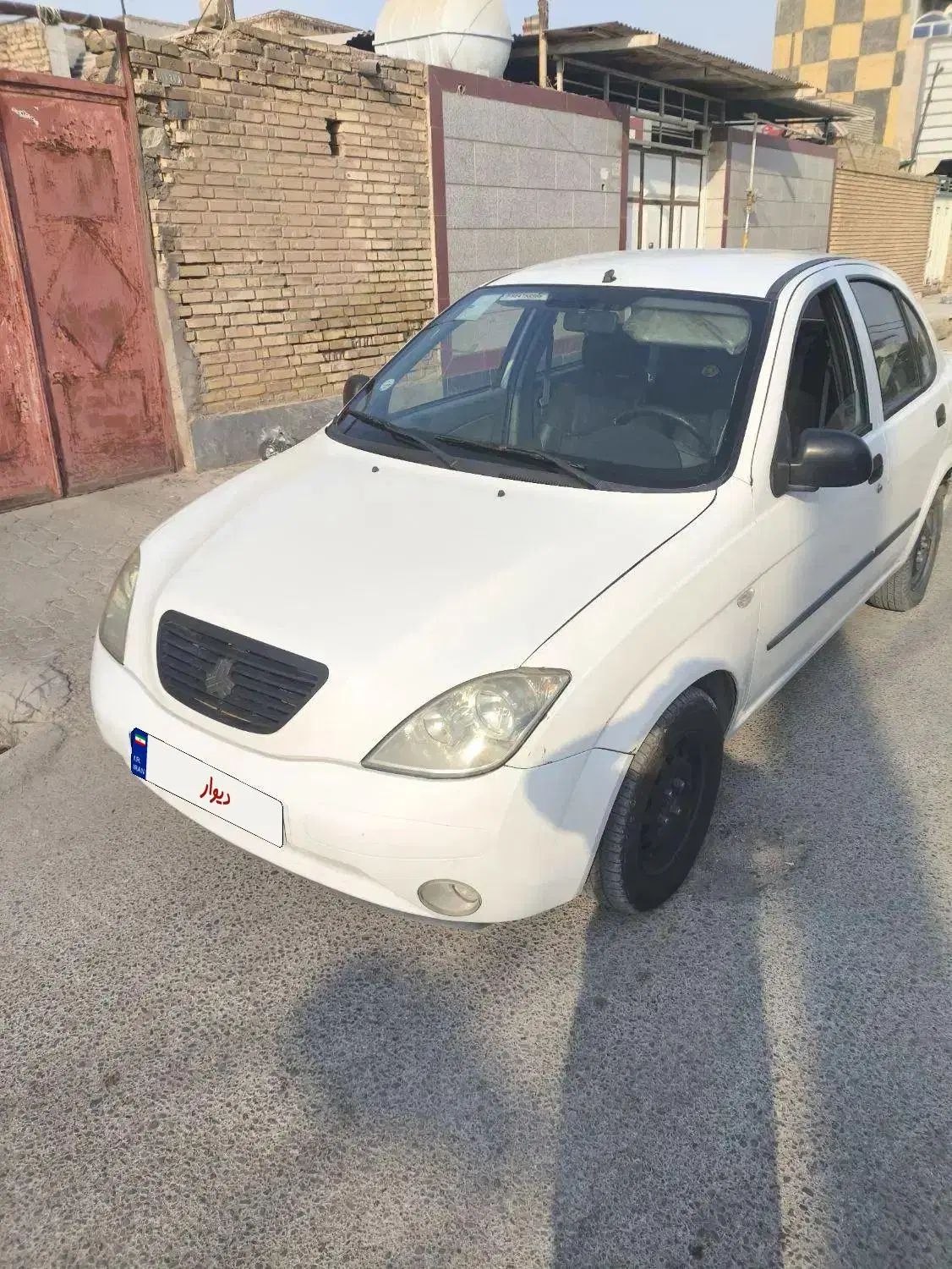 تیبا صندوق دار SX - 1400