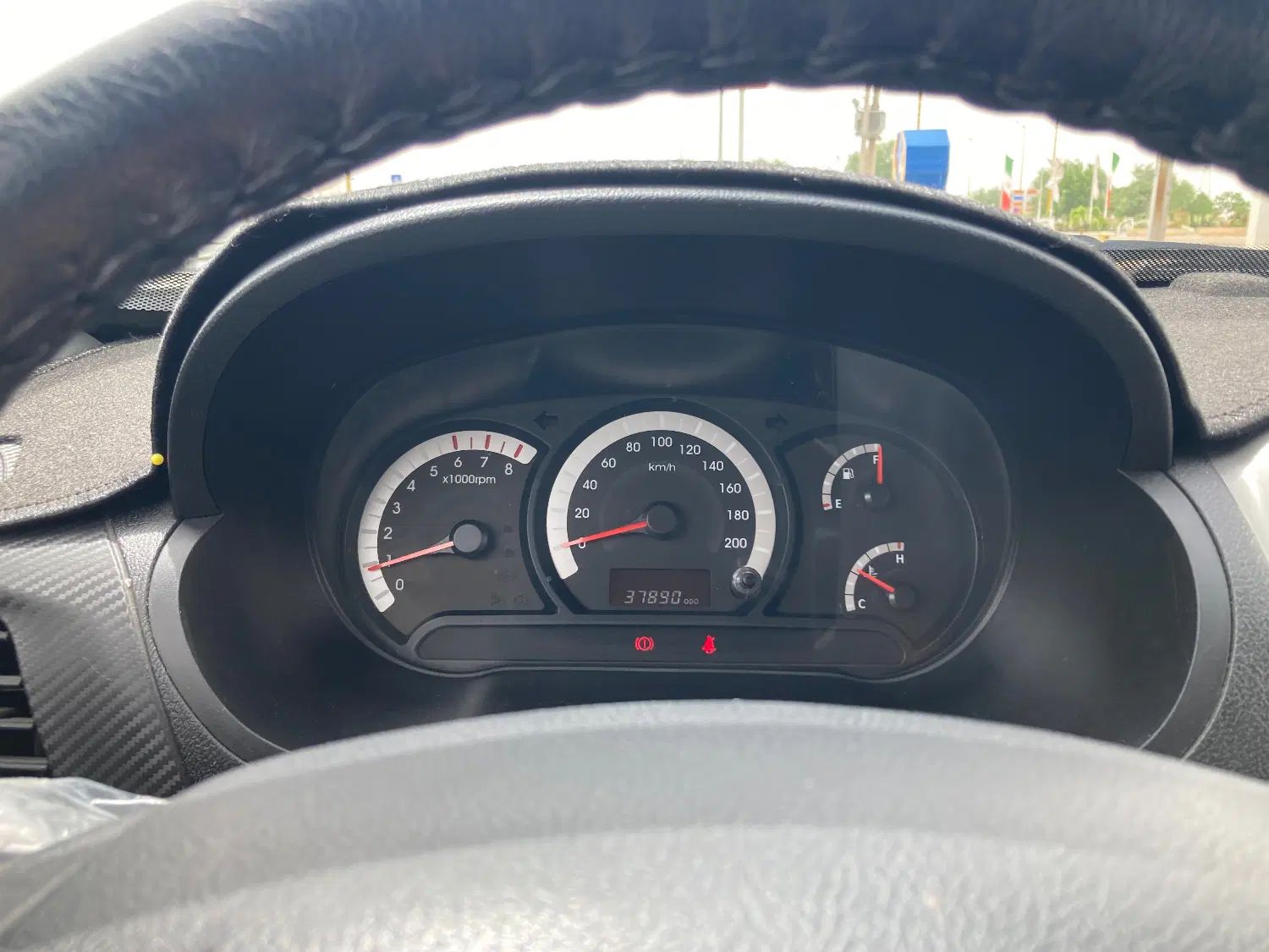 خودرو کوییک، R آگهی ann_19972394