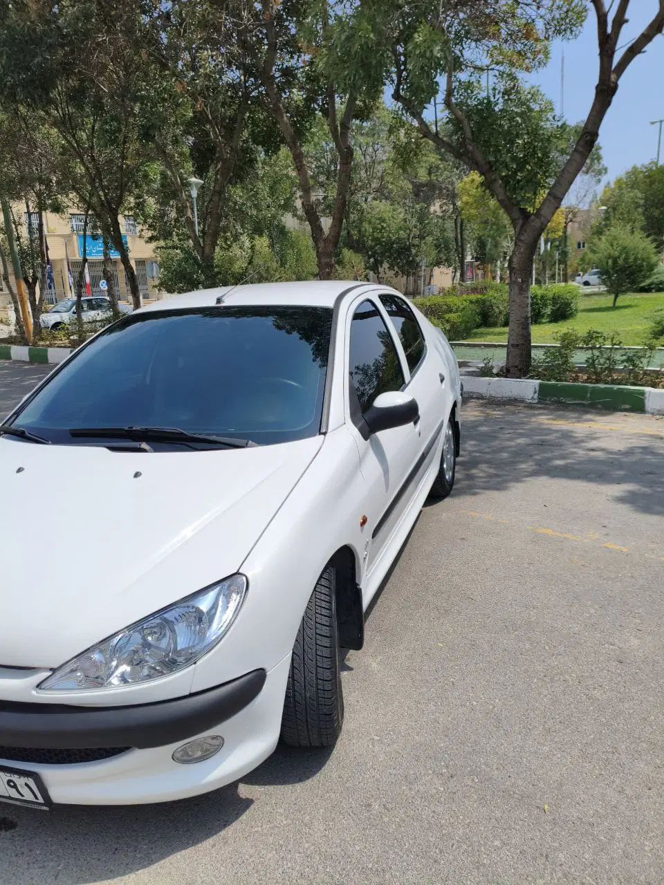 پژو ۲۰۶ صندوق دار v8 - 1396