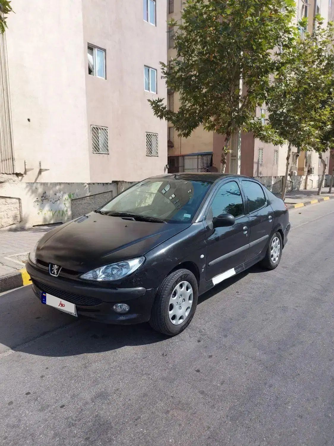 پژو ۲۰۶ صندوق دار v8 - 1392