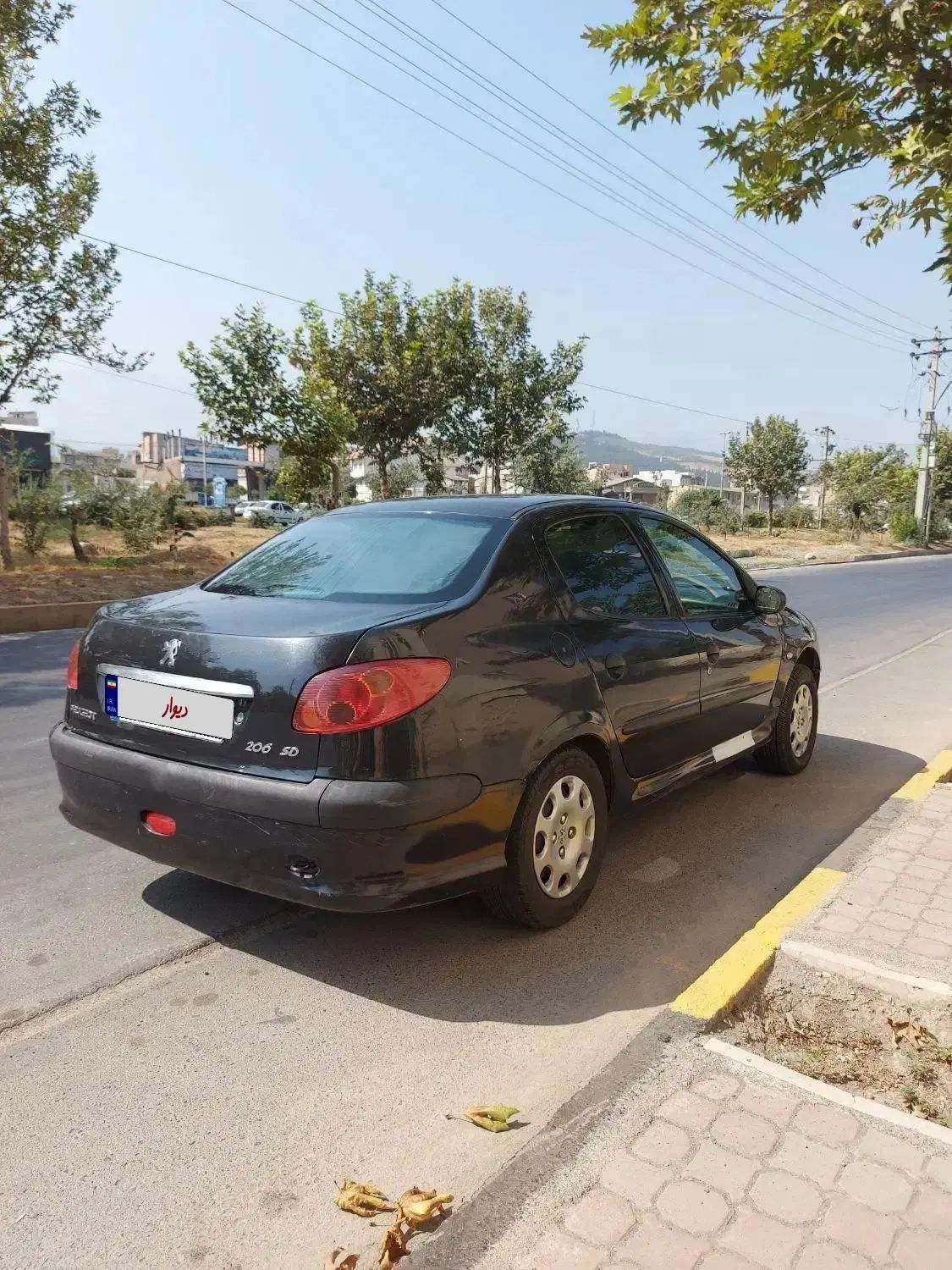 پژو ۲۰۶ صندوق دار v8 - 1392