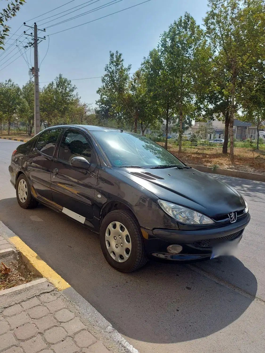 پژو ۲۰۶ صندوق دار v8 - 1392