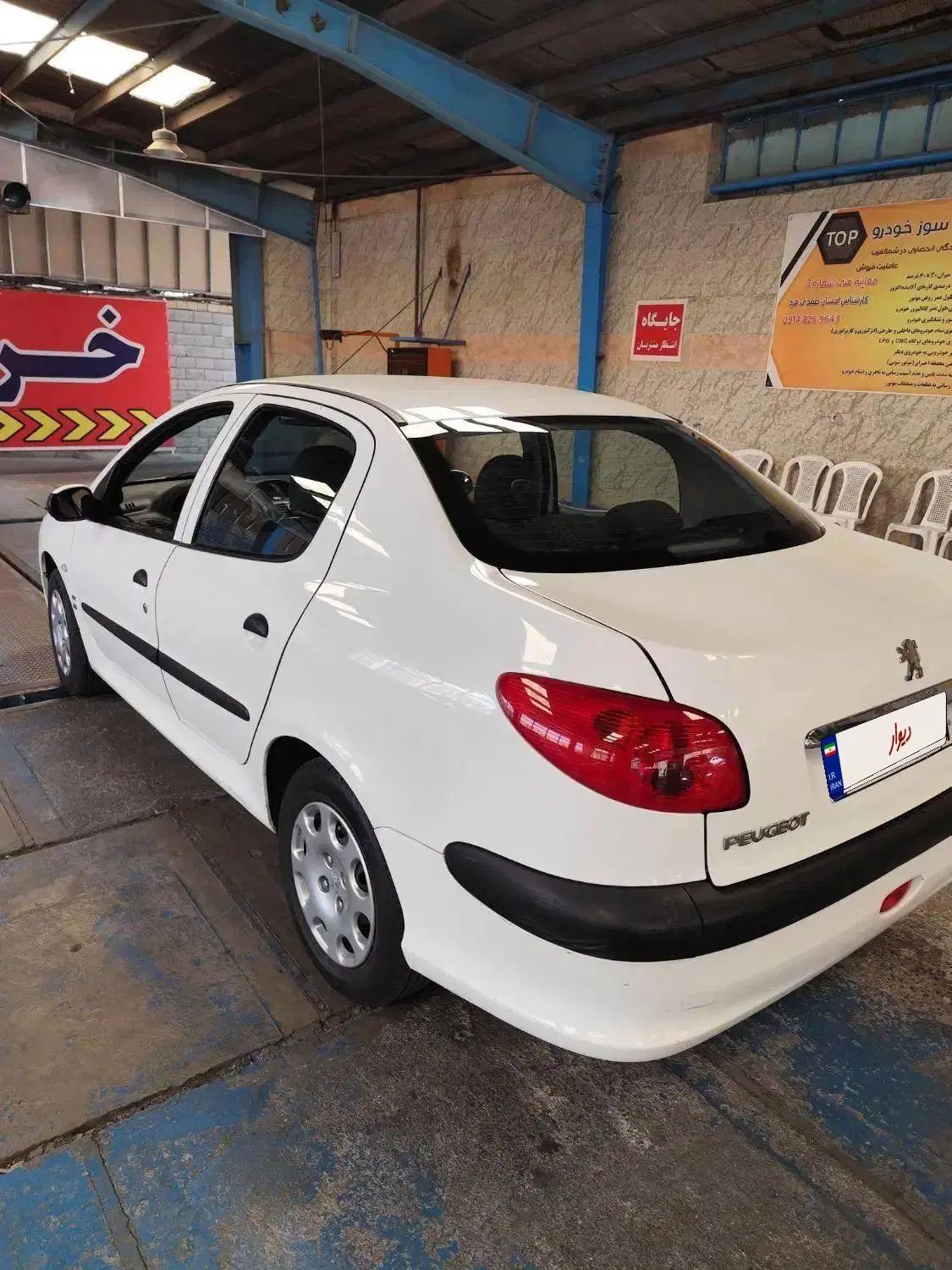 پژو ۲۰۶ صندوق دار v8 - 1395