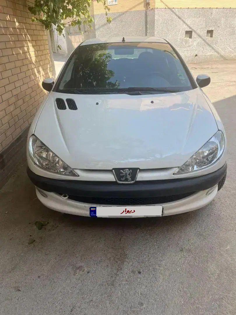 پژو ۲۰۶ صندوق دار v8 - 1395