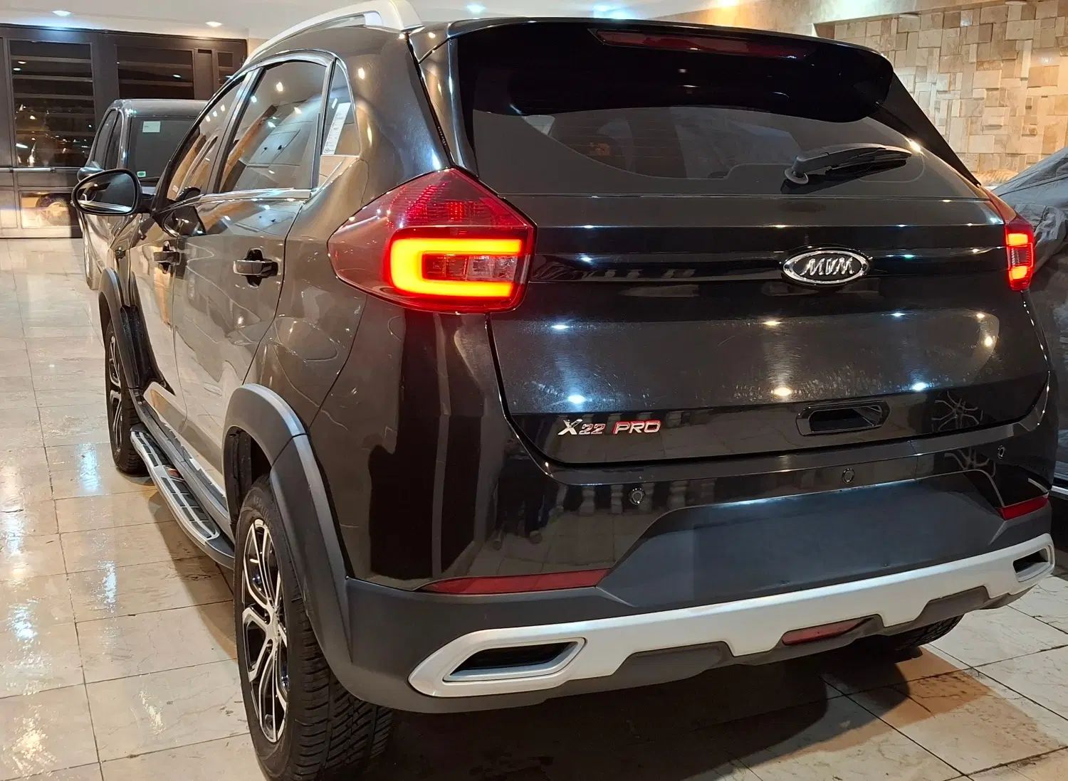 ام وی ام X22 دنده ای اسپرت اکسلنت - 1402