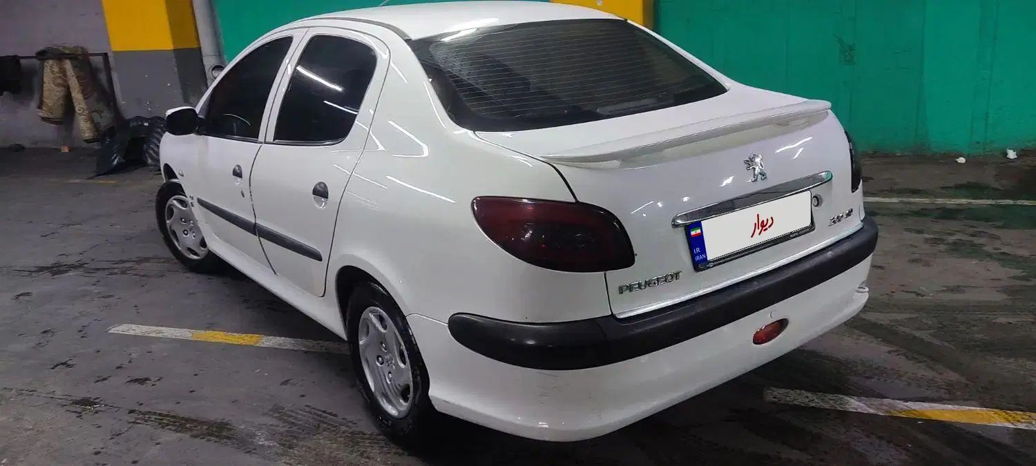 پژو ۲۰۶ صندوق دار v8 - 1393