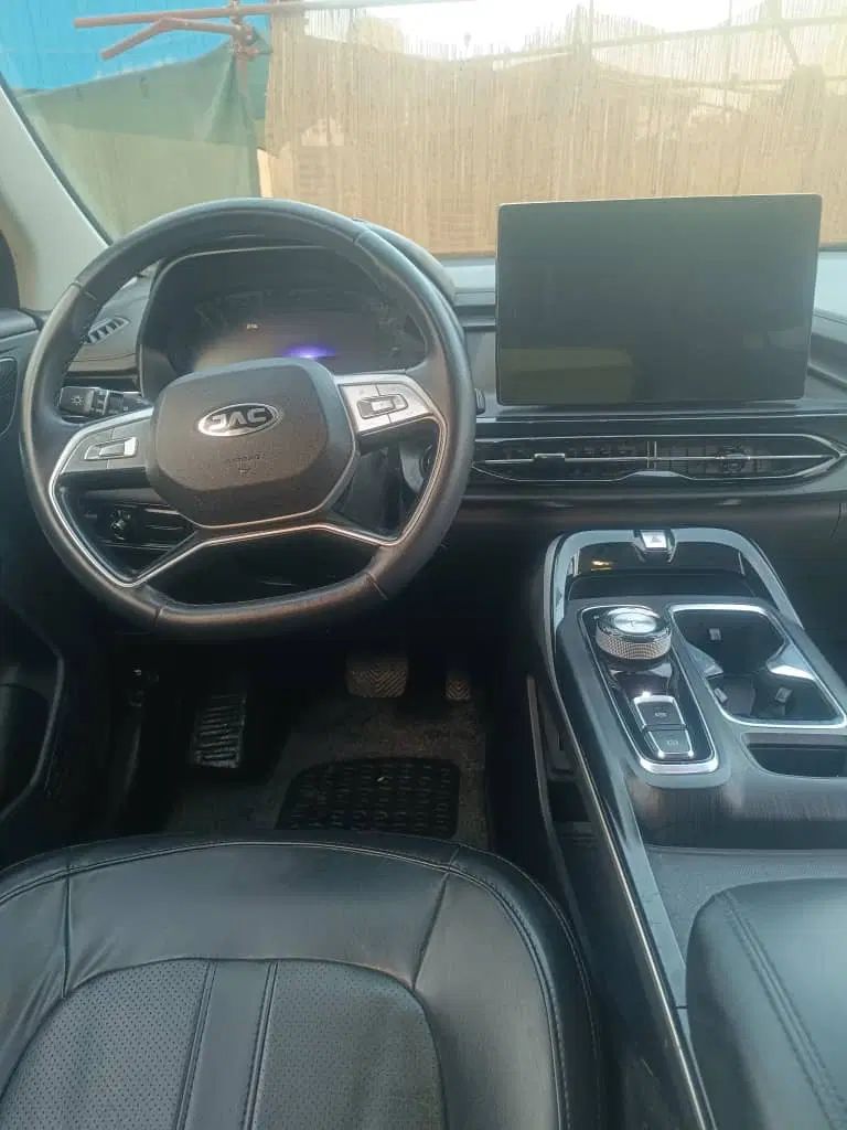 کی ام سی X5 ۱.۵ لیتر توربو - 2023