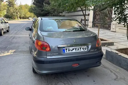 پژو ۲۰۶ صندوق دار v8 - 1392