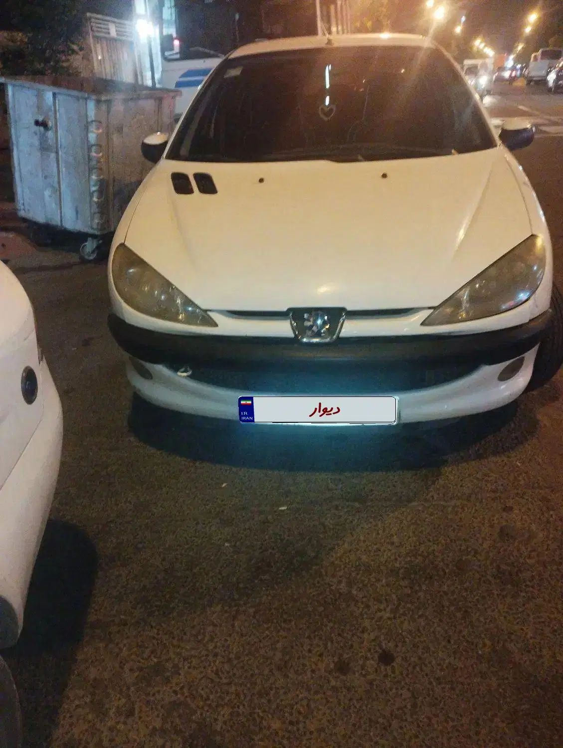 پژو ۲۰۶ صندوق دار v8 - 1393