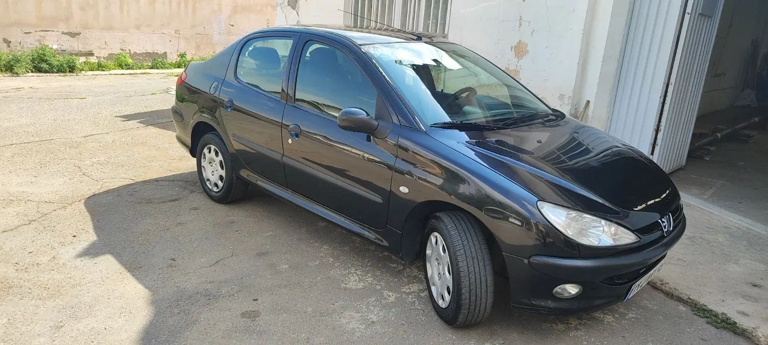 پژو ۲۰۶ صندوق دار v8 - 1396