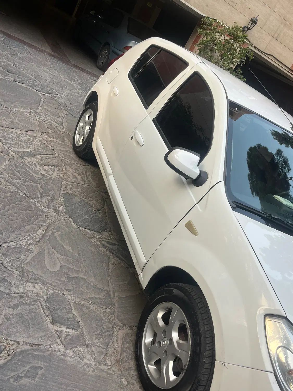 رنو ساندرو اتوماتیک - 1395