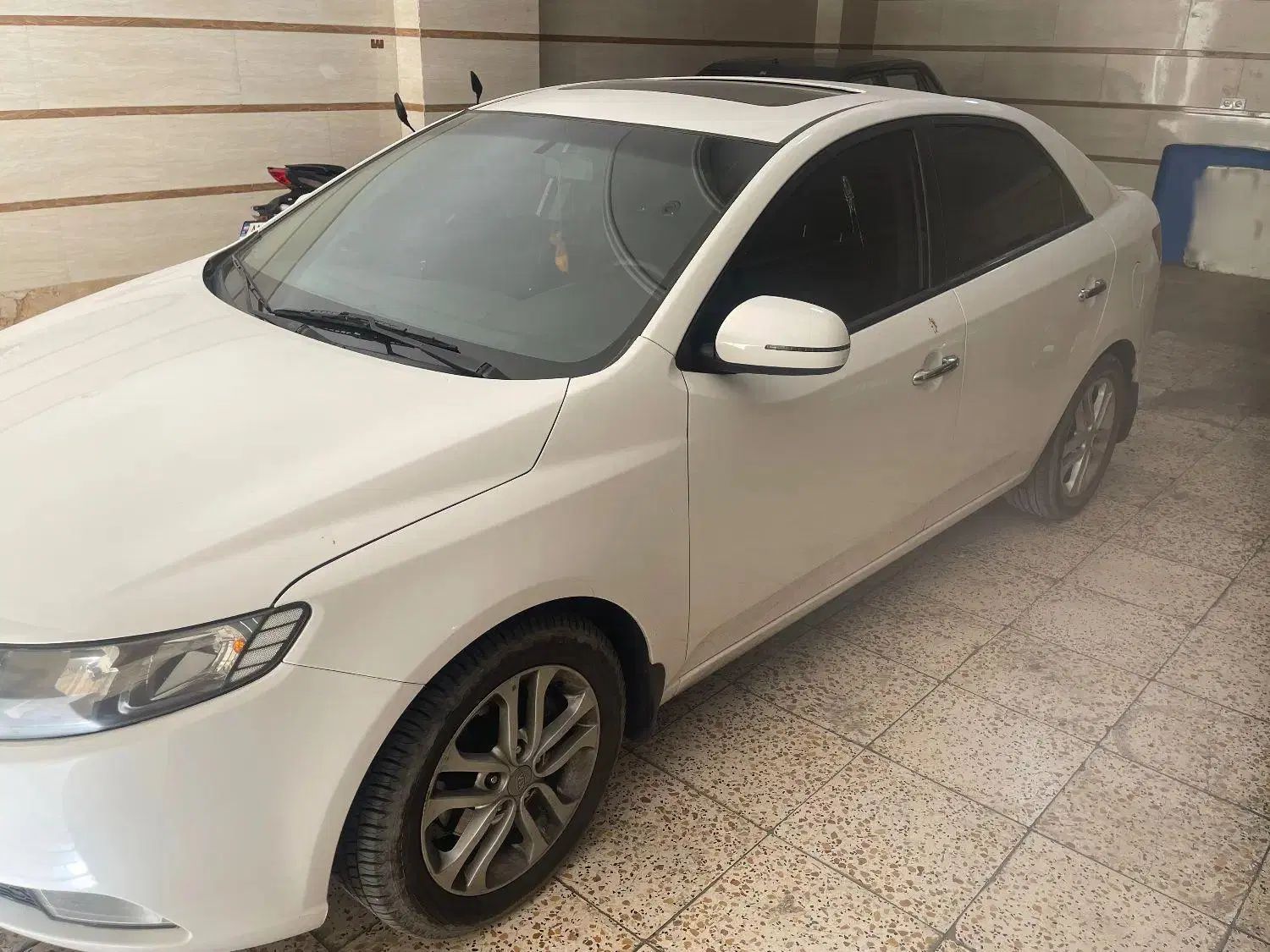 کیا سراتو 2.0 لیتر اتوماتیک GT لاین - 2017