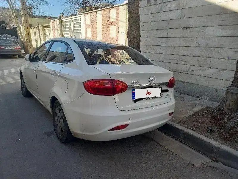 جک J4 اتوماتیک ساده - 1401