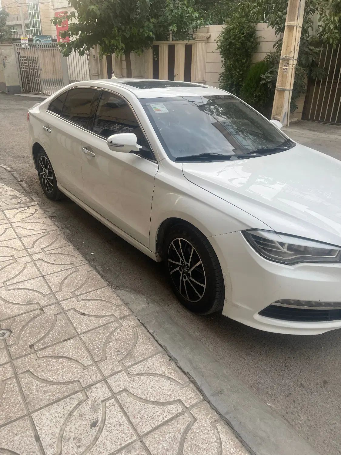 لیفان 820 اتوماتیک - 1395