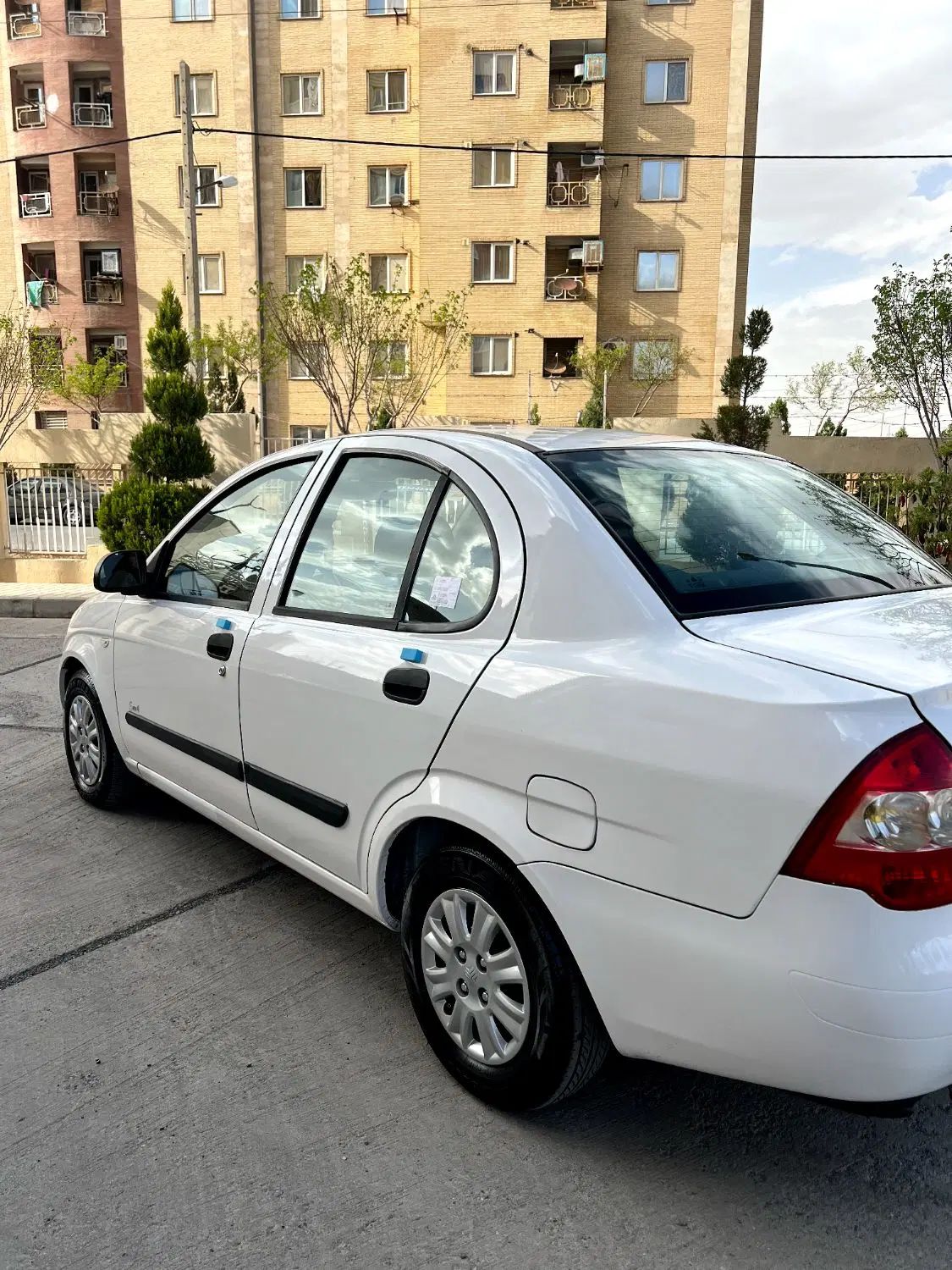 تیبا صندوق دار SX - 1394
