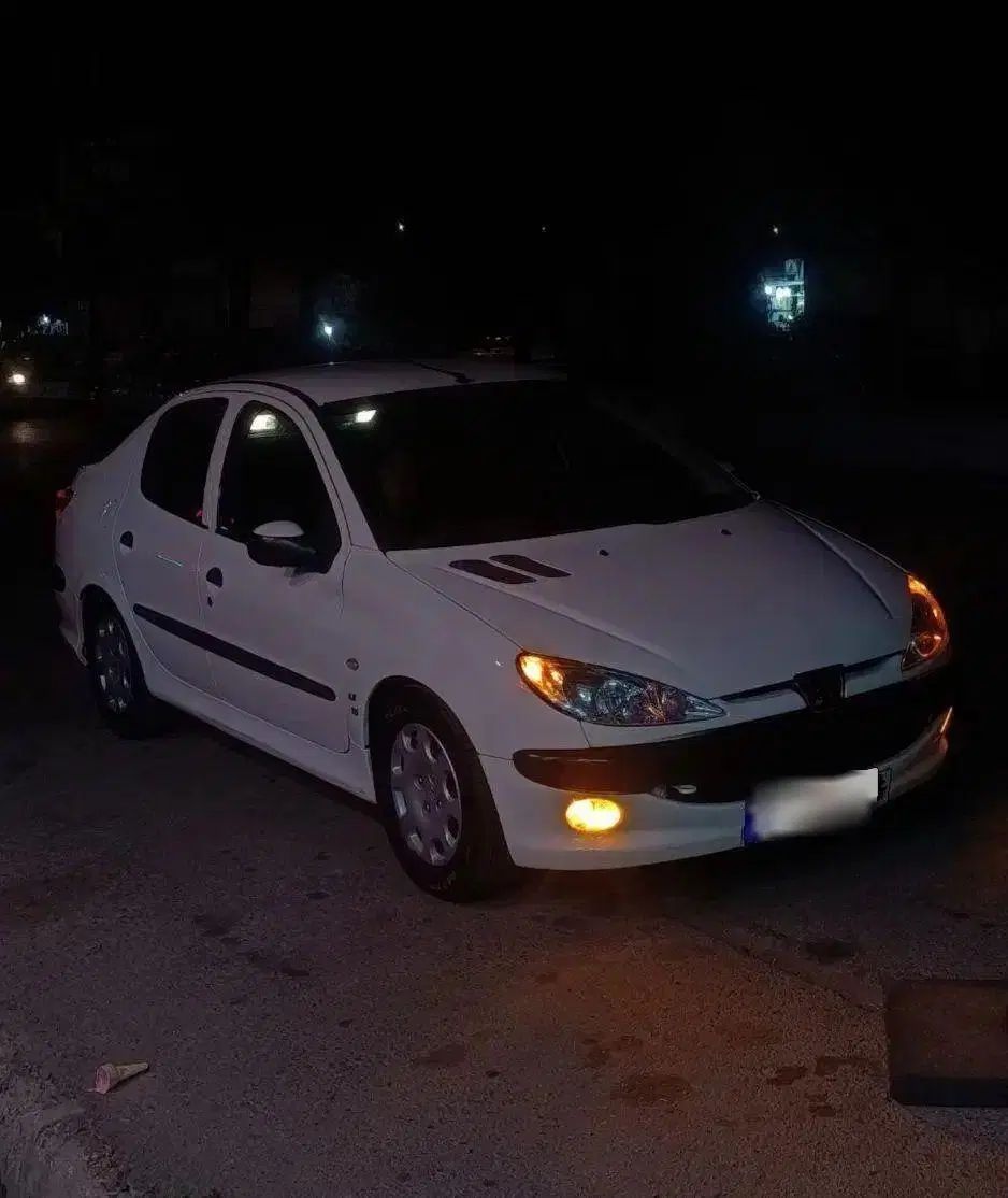 پژو ۲۰۶ صندوق دار v8 - 1389