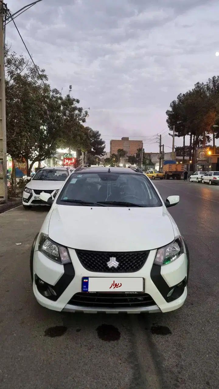 کوییک R دنده‌ای - 1402