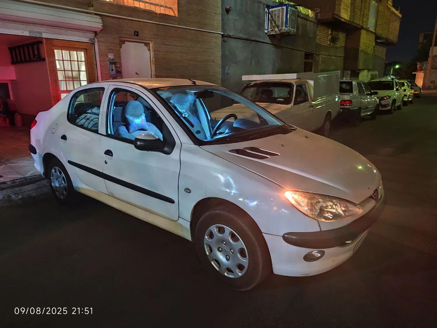 پژو ۲۰۶ صندوق دار v8 - 1397