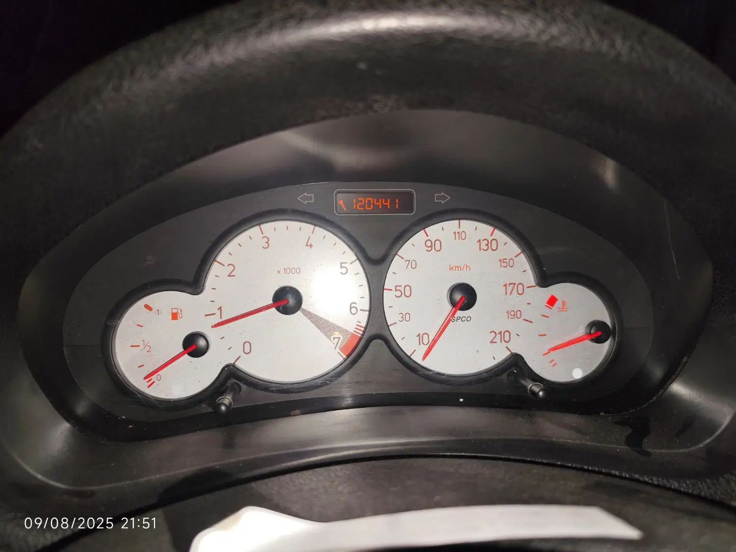 پژو ۲۰۶ صندوق دار v8 - 1397