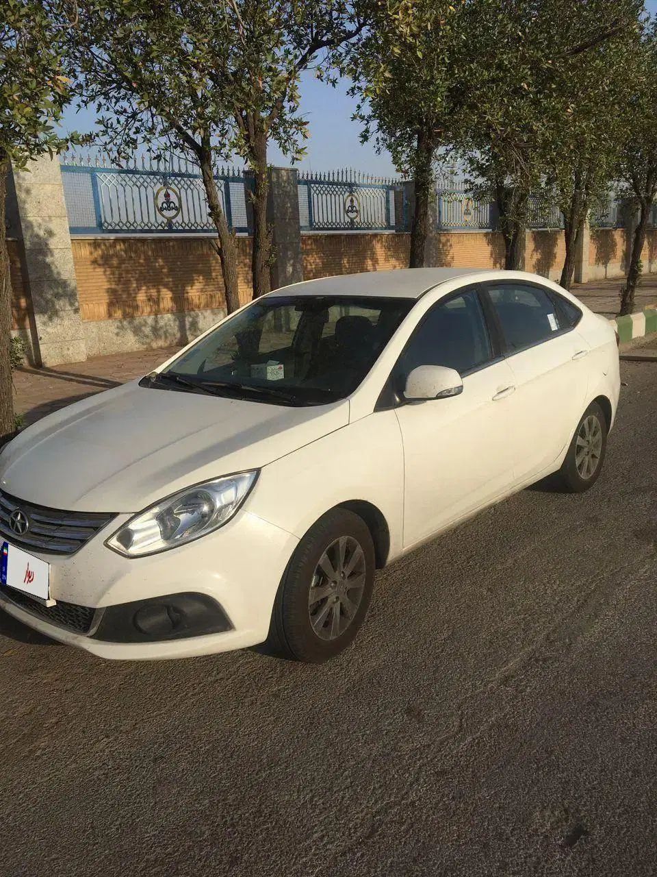 جک J4 اتوماتیک ساده - 1403