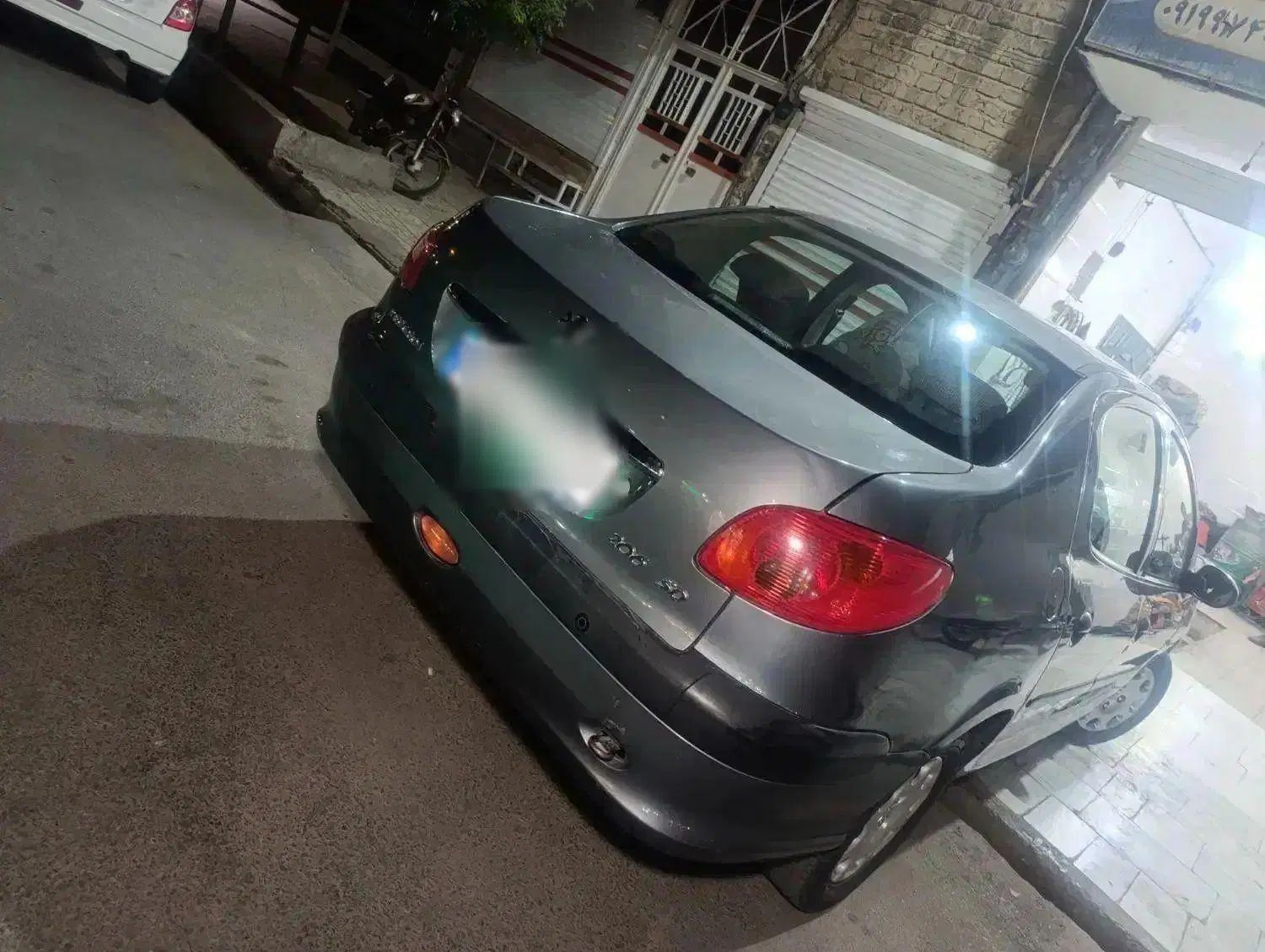 پژو ۲۰۶ صندوق دار v8 - 1395