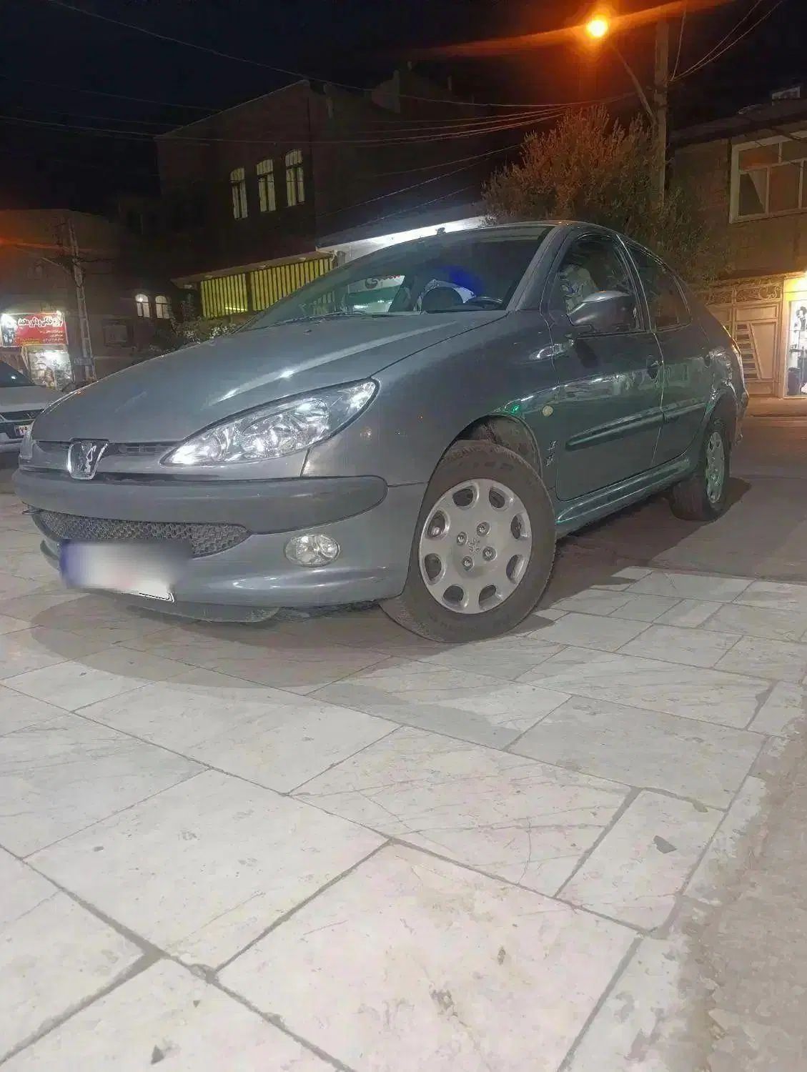 پژو ۲۰۶ صندوق دار v8 - 1395