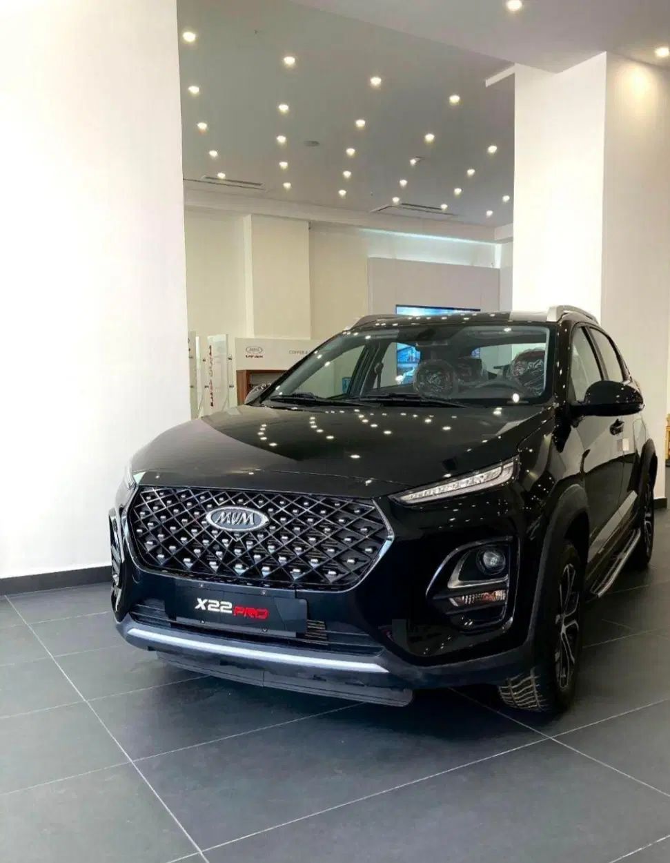 ام وی ام X22 پرو اتوماتیک اکسلنت - 1404