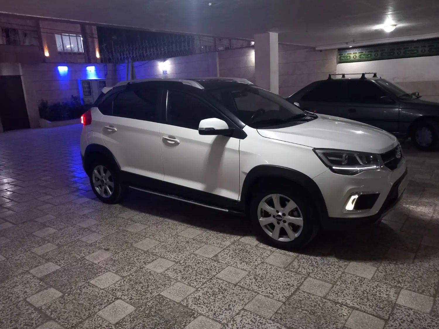 ام وی ام X22 اتوماتیک اسپرت اکسلنت - 1400