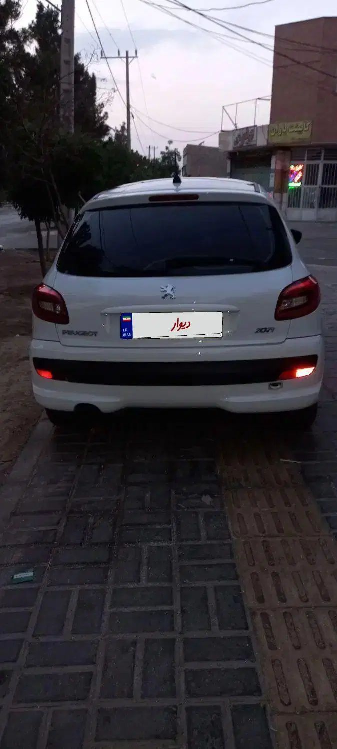 پژو 207 دنده‌ای فرمان هیدرولیک - 1400