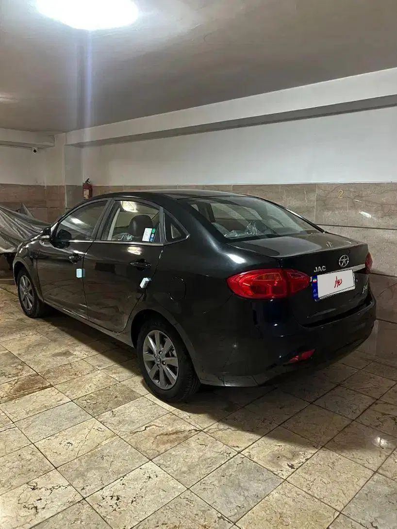 جک J4 اتوماتیک ساده - 1404
