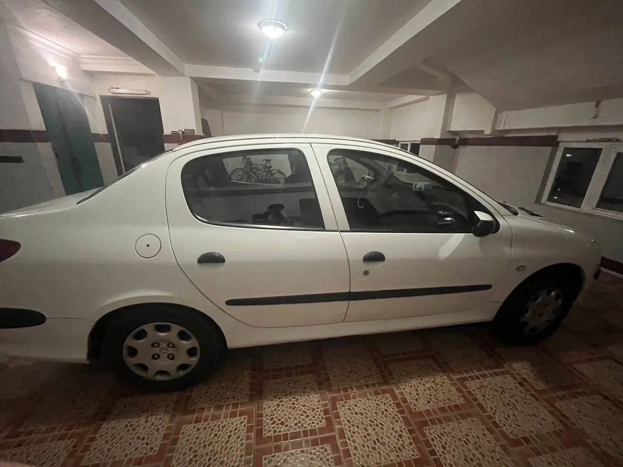 پژو ۲۰۶ صندوق دار v8 - 1396