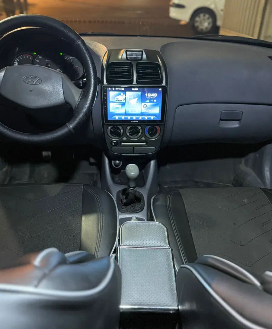 هیوندای ورنا دنده‌ ای - 1385