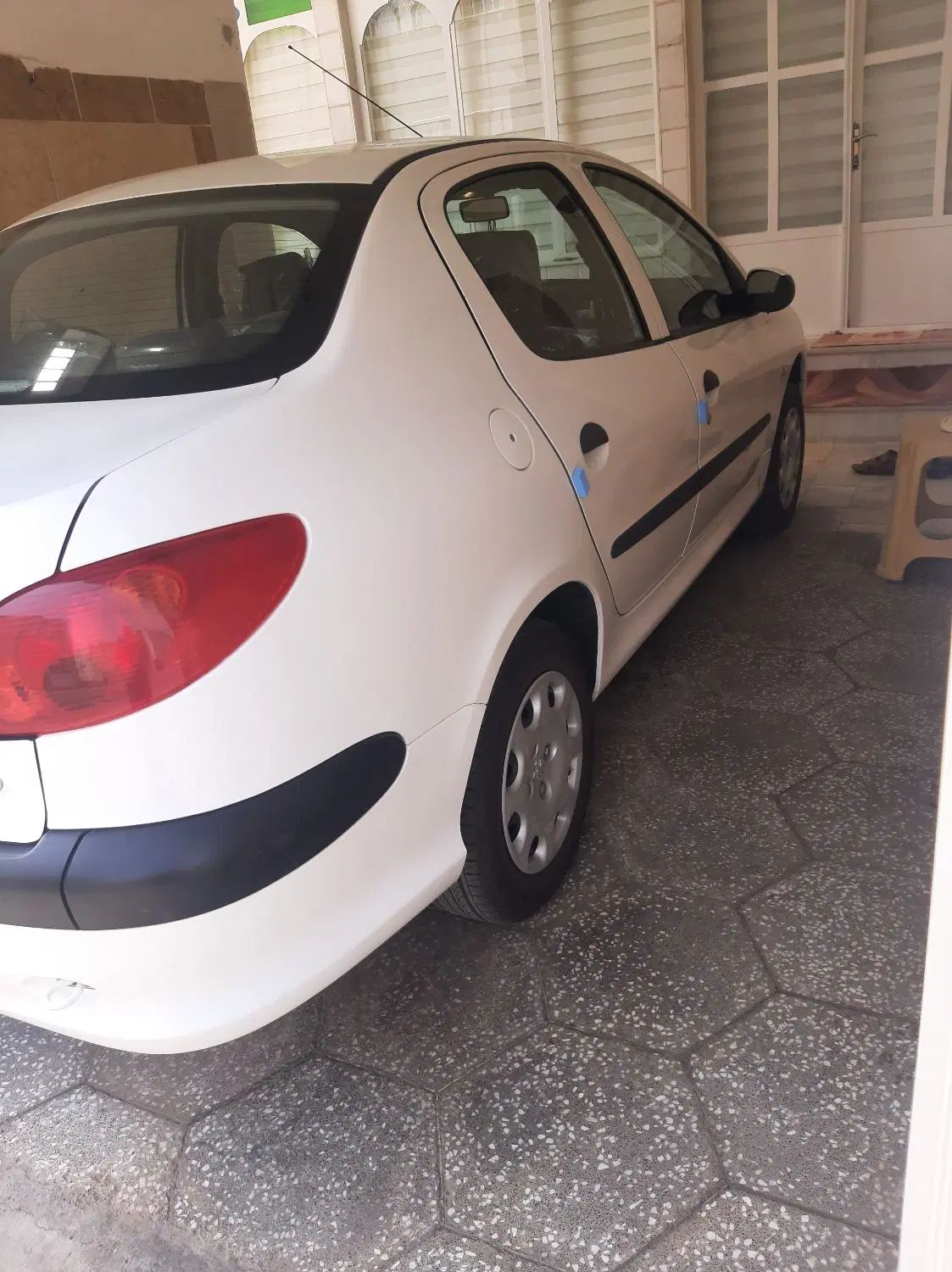 پژو ۲۰۶ صندوق دار v8 - 1399