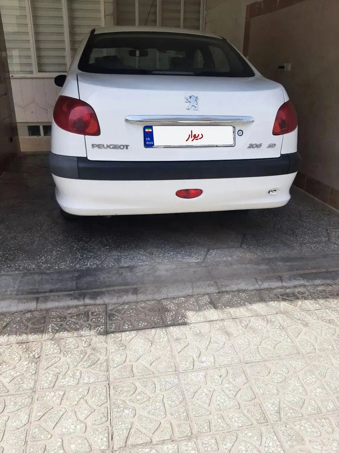 پژو ۲۰۶ صندوق دار v8 - 1399