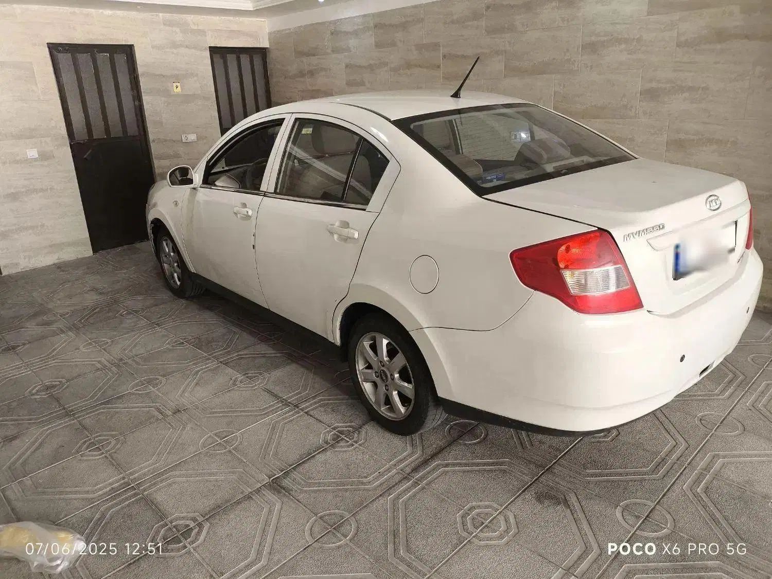 ام وی ام 550 اتوماتیک - 1395